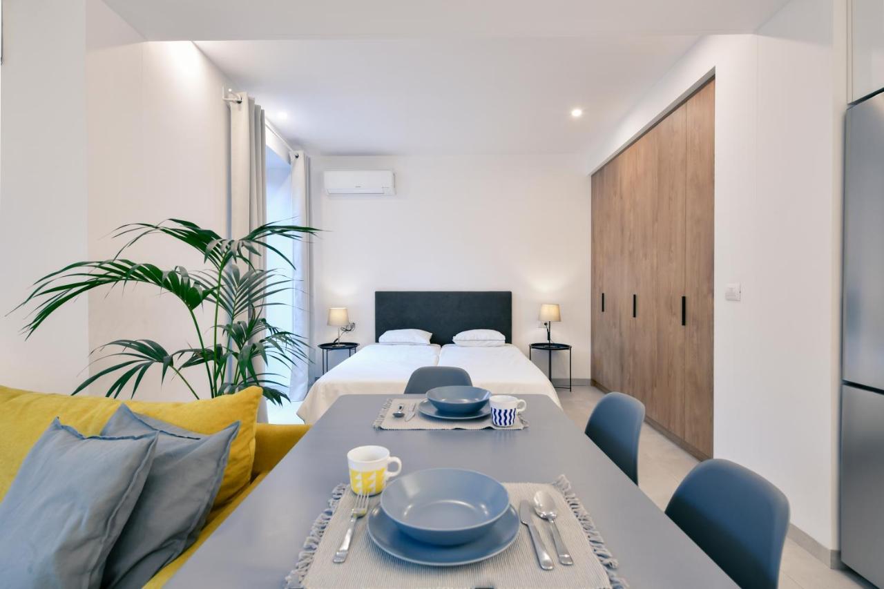 Collective Urban Villa In 티라나 외부 사진
